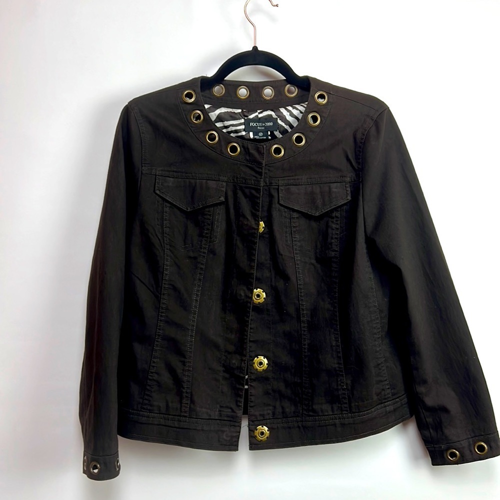 Focus 2000 Petite brown color suit size 12